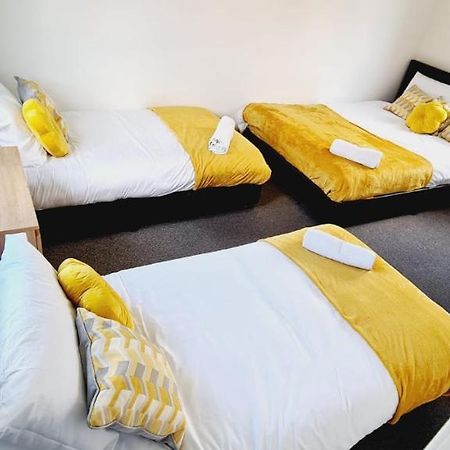 Browning House Bedrooms I Long Or Short Stay I Special Rate Available Derby Bagian luar foto