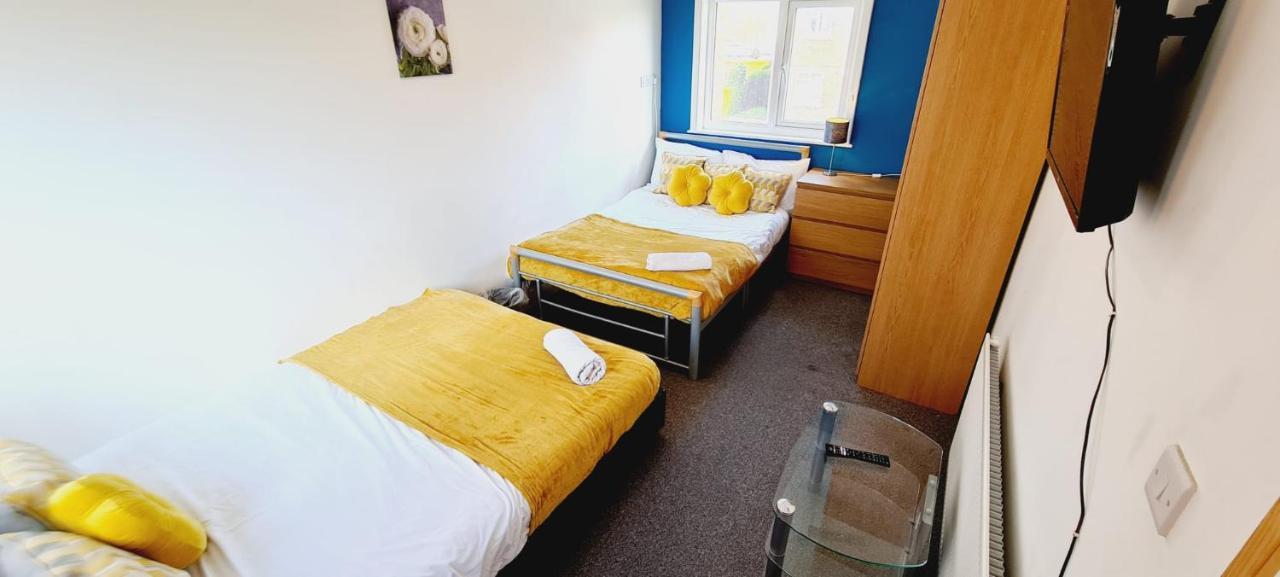 Browning House Bedrooms I Long Or Short Stay I Special Rate Available Derby Bagian luar foto