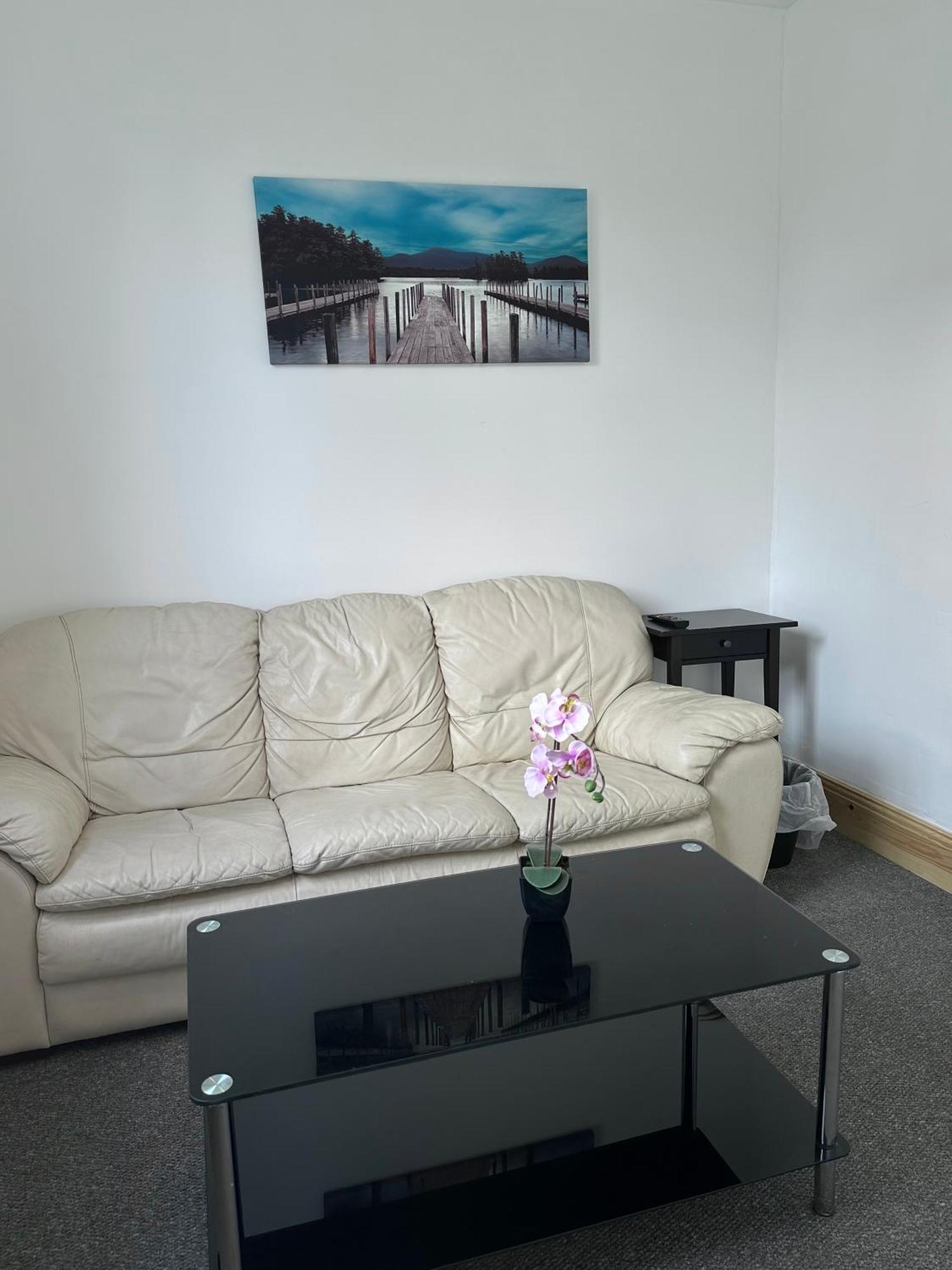 Browning House Bedrooms I Long Or Short Stay I Special Rate Available Derby Bagian luar foto